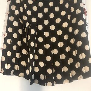 Super cute multi color pleated skirt.